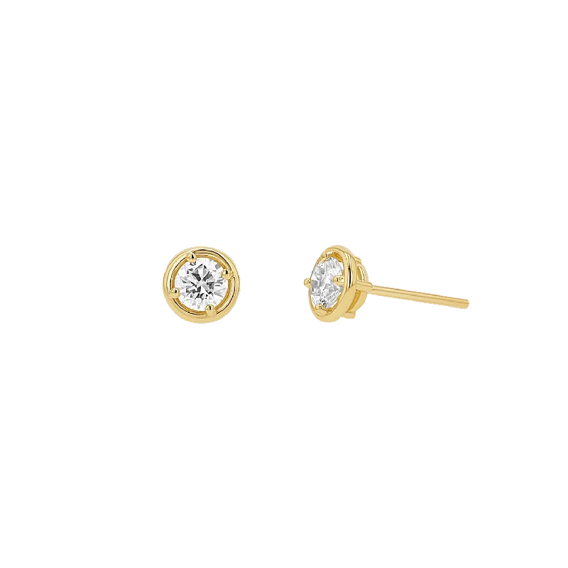 Round Diamond Stud Earrings