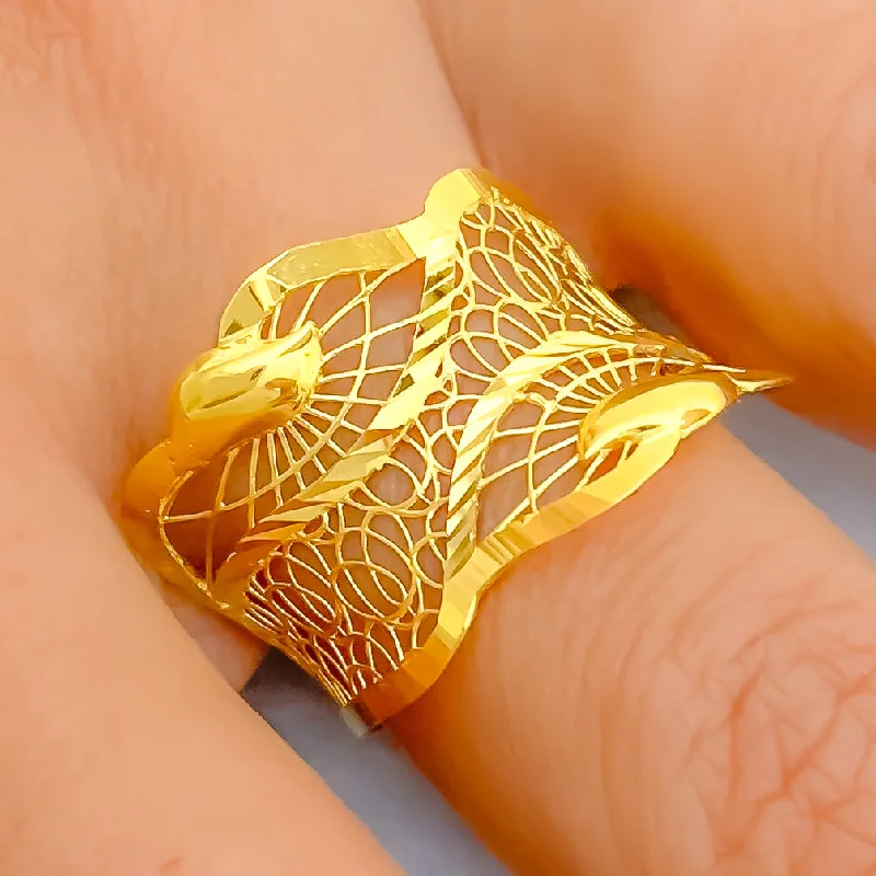 Captivating Regal 21k Gold Ring