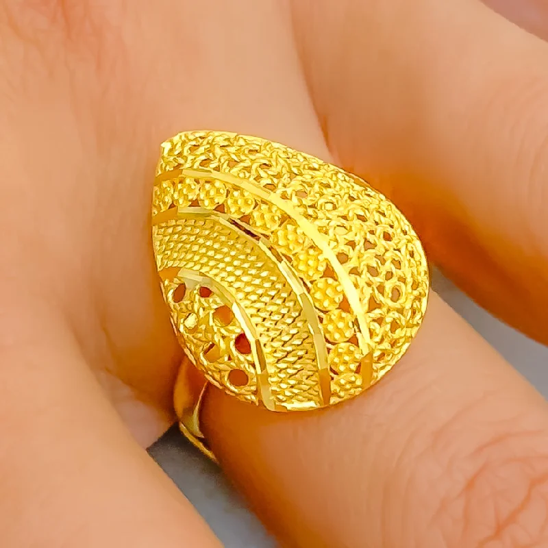 Graceful Ornate 22k Gold Semi Statement Ring